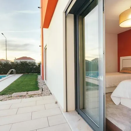 23 - Surf & Chill Baleal * 费雷尔
