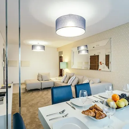 23: Stunning Apartment, Great Location Apartmán